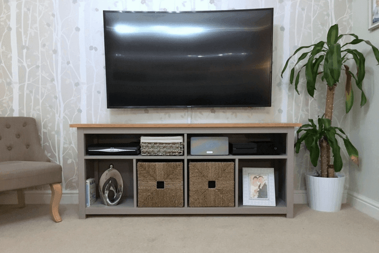 HEMNES console table restyled to TV unit
