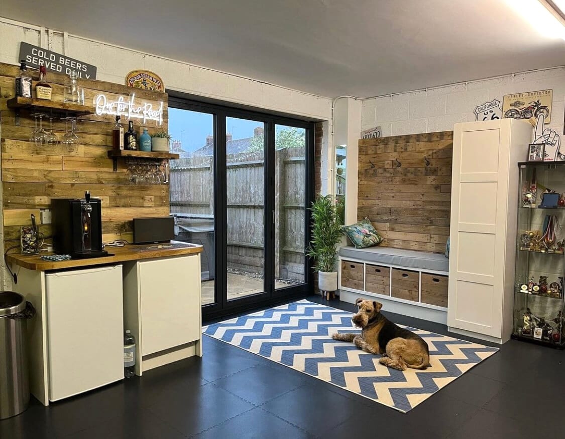 Image-credit-@trishashton79 - IKEA Hackers IKEA KALLAX mudroom hack
