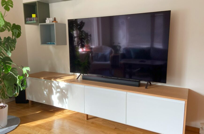 The Super Long TV Unit We Wanted Didn’t Exist—So We Built It