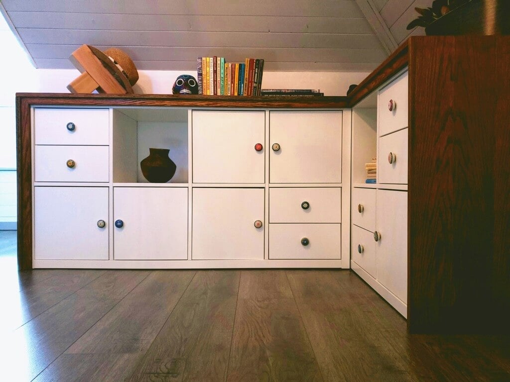 Photo-finish-10 - IKEA Hackers KALLAX corner shelving